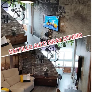 saltillo-alto-gray-studio-vistas-al-mar-y-piscina.es-andalucia.com/